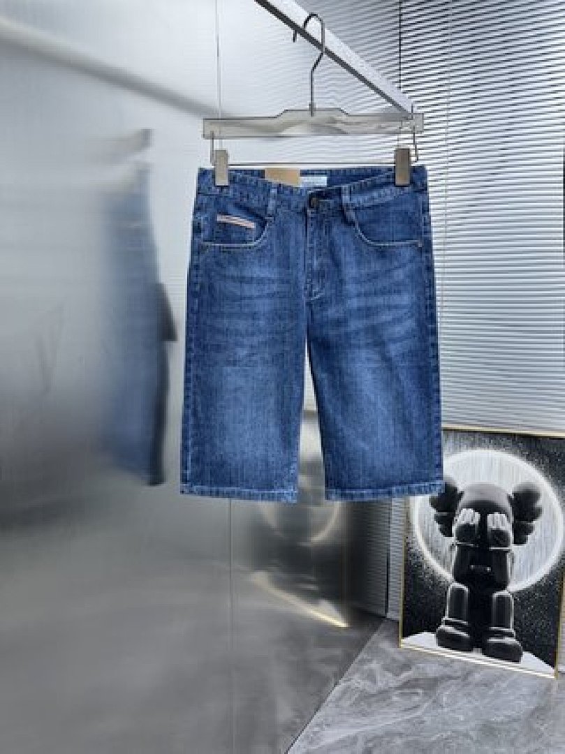Other Burberry - Image 112