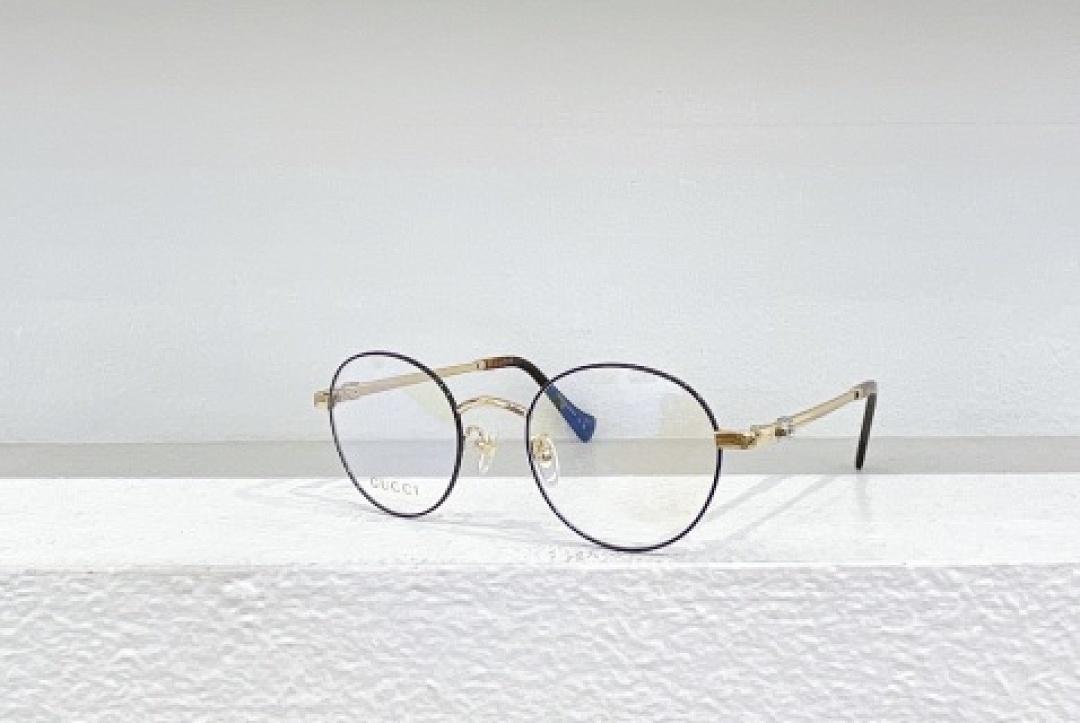 Other GUCCI Sunglasses - Image 86