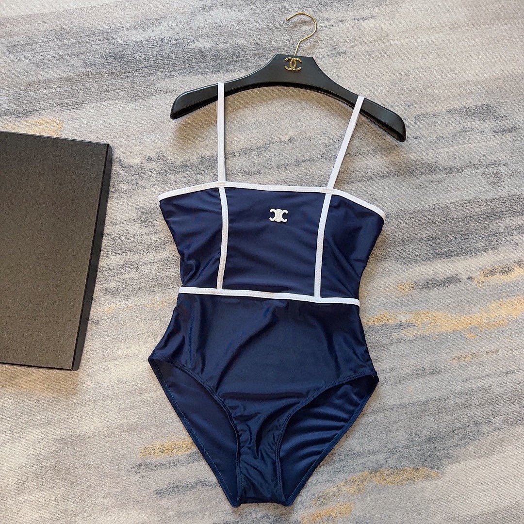 Other Bikini, photo 1
