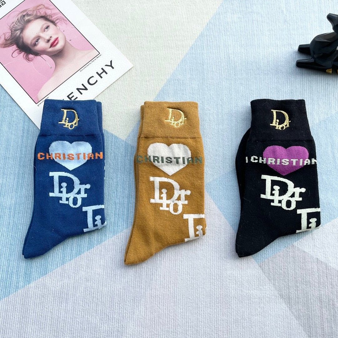 Other Socks, photo 1
