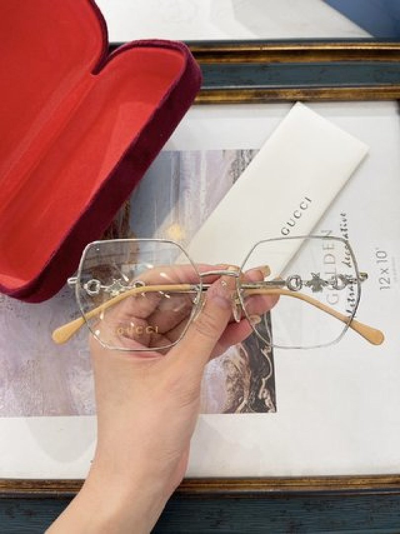 Other GUCCI Sunglasses - Image 104