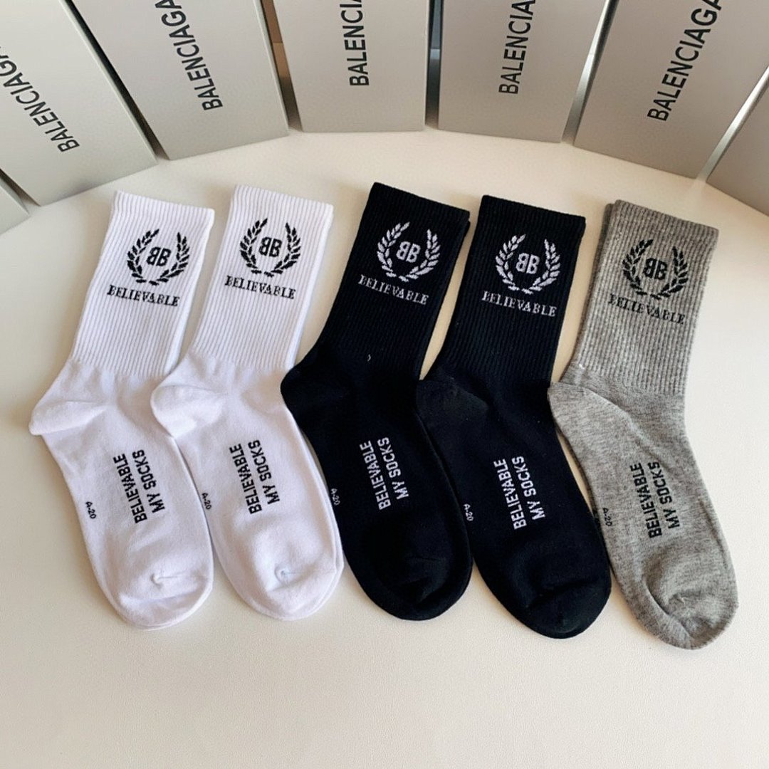 Socks, photo 1