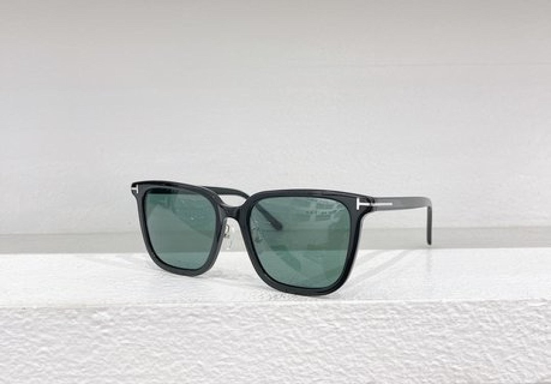 Other TOMTORD Sunglasses - Image 75