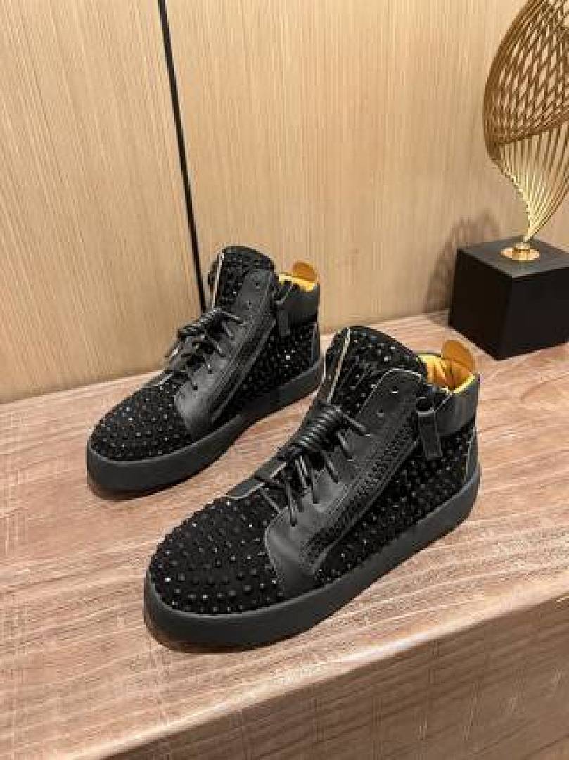Other Giuseppe Zanotti - Image 74