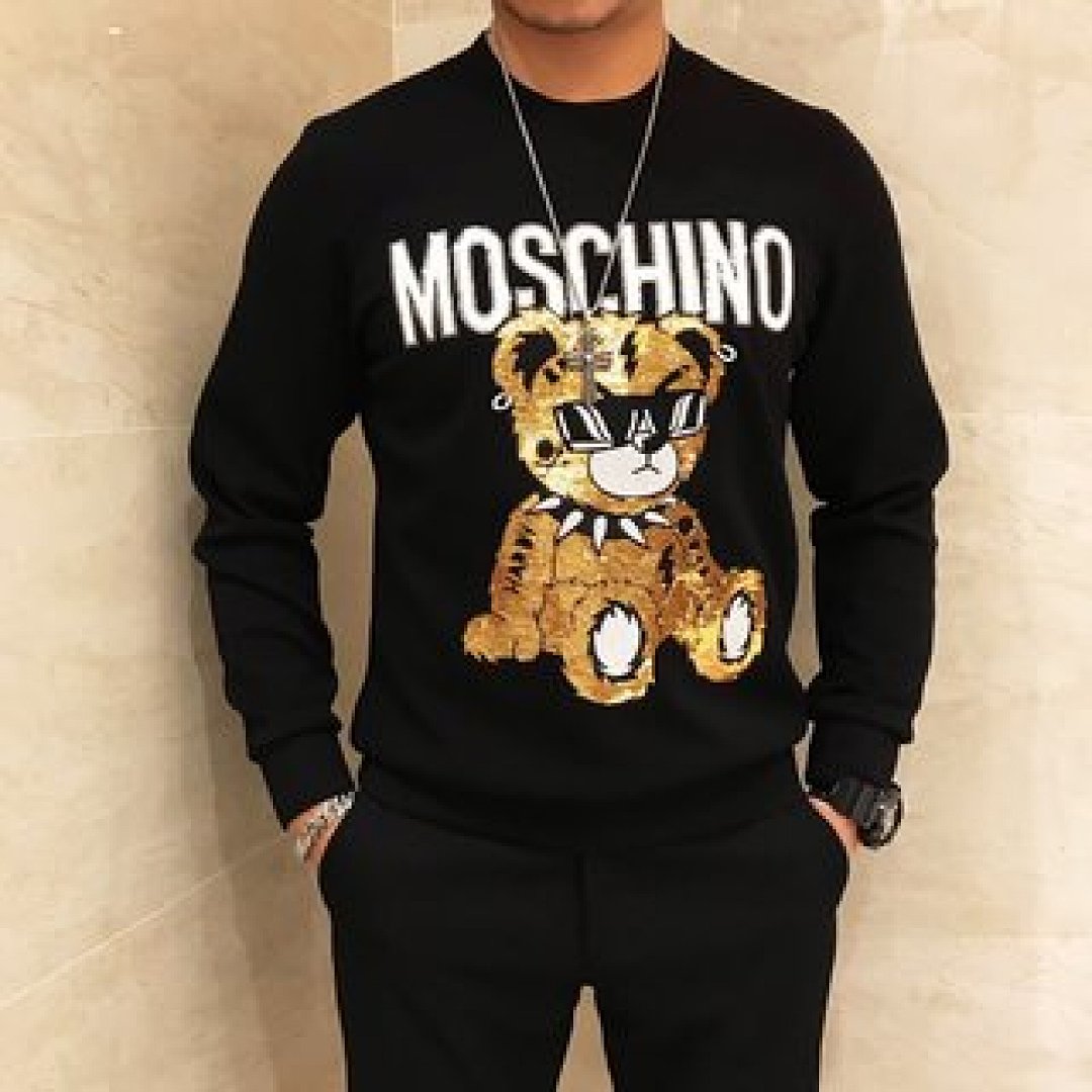 Christian Louboutin Moschino - Image 110