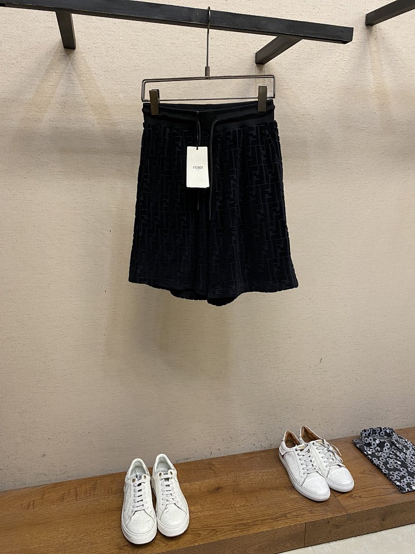 Other Fendi Shorts - Image 34