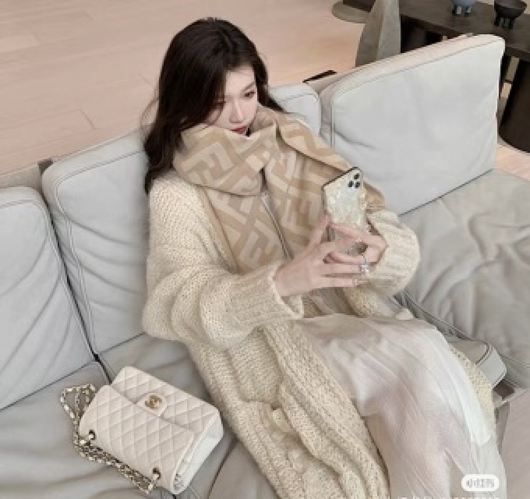 Other Fendi - Image 6