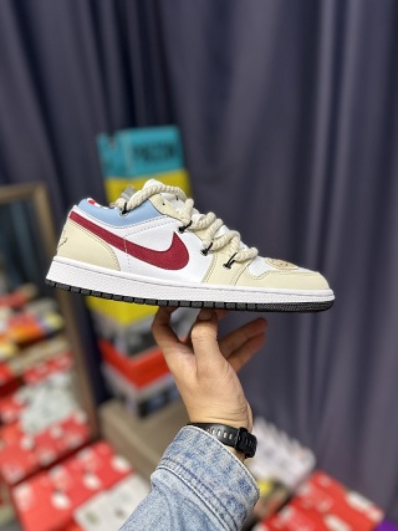 Other Off (White) - Image 101