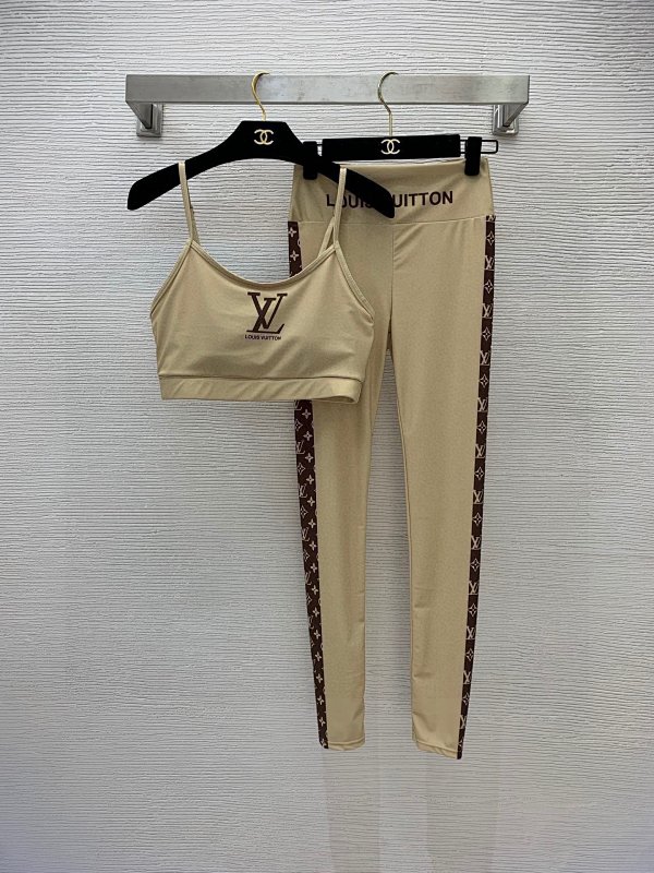 Other Yoga Wear, photo 1