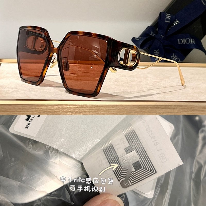 Other Glasses, photo 1