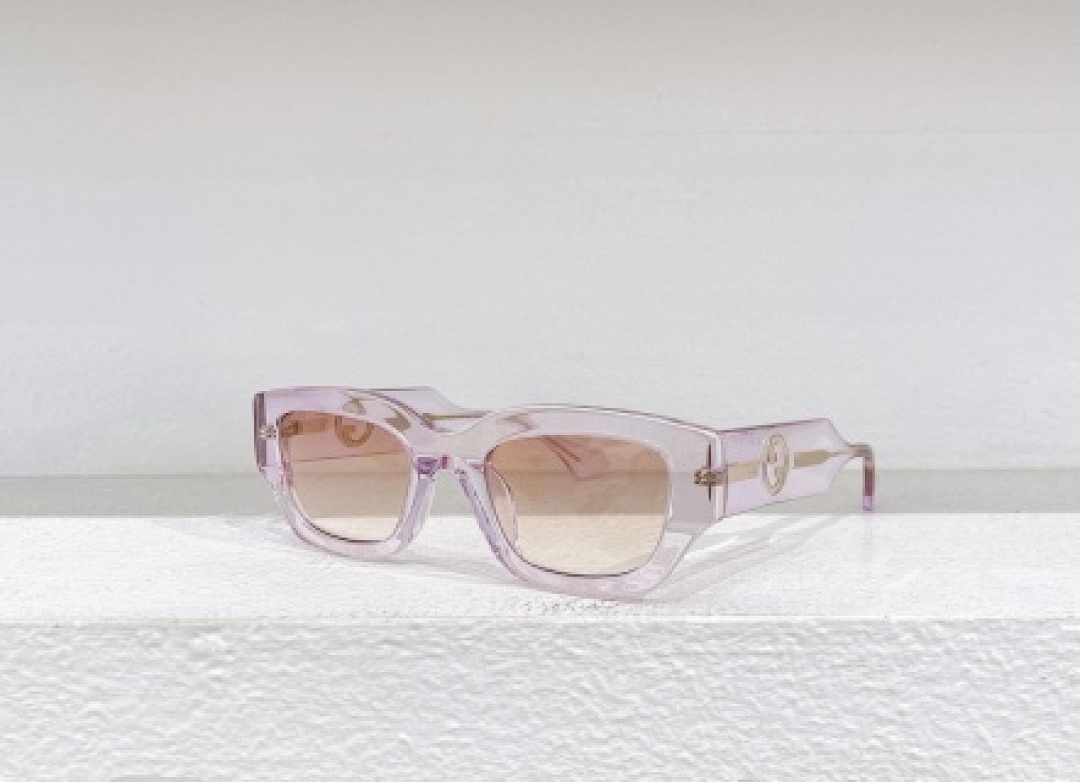 Other GUCCI Sunglasses - Image 87