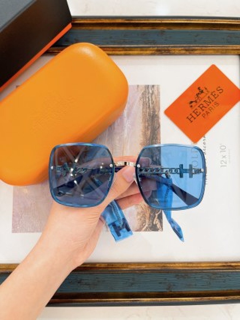 Other HERMES Sunglasses - Image 18