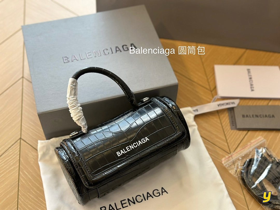 Other Balenciaga - Image 15