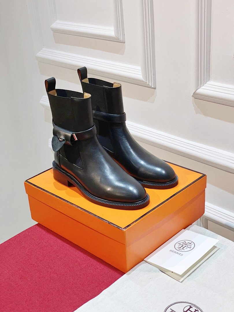 Other Hermes Boots - Image 47