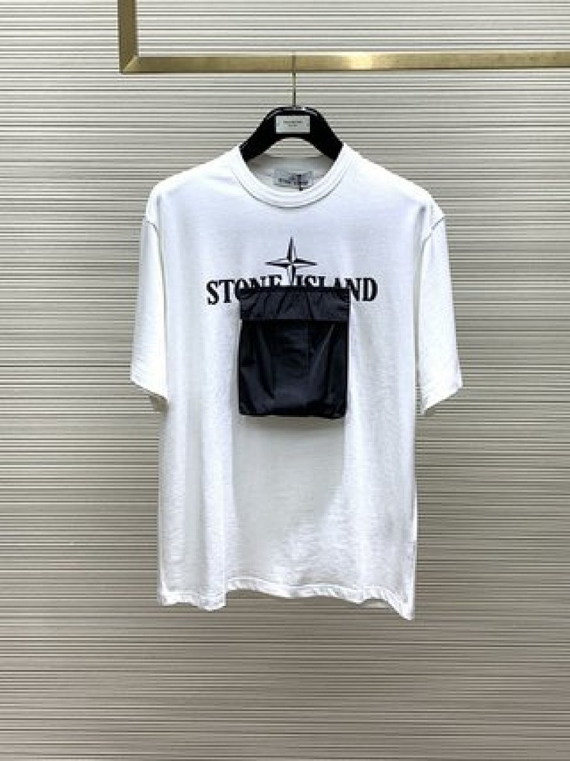 On Running Stone Island - Image 52
