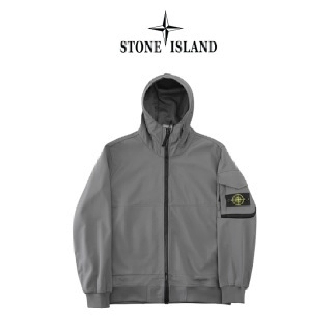 On Running Stone Island - Image 27