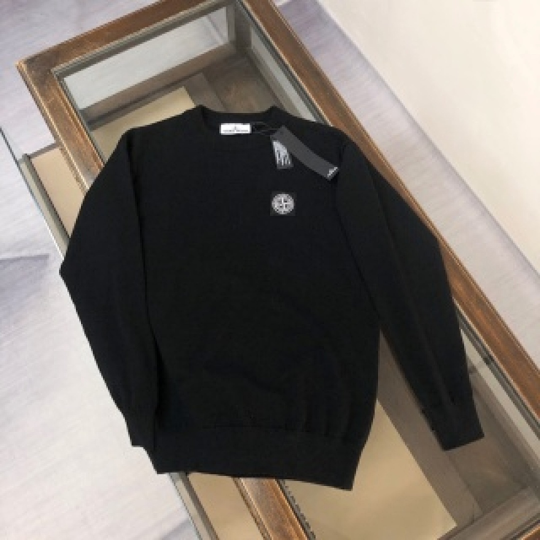 On Running Stone Island - Image 60