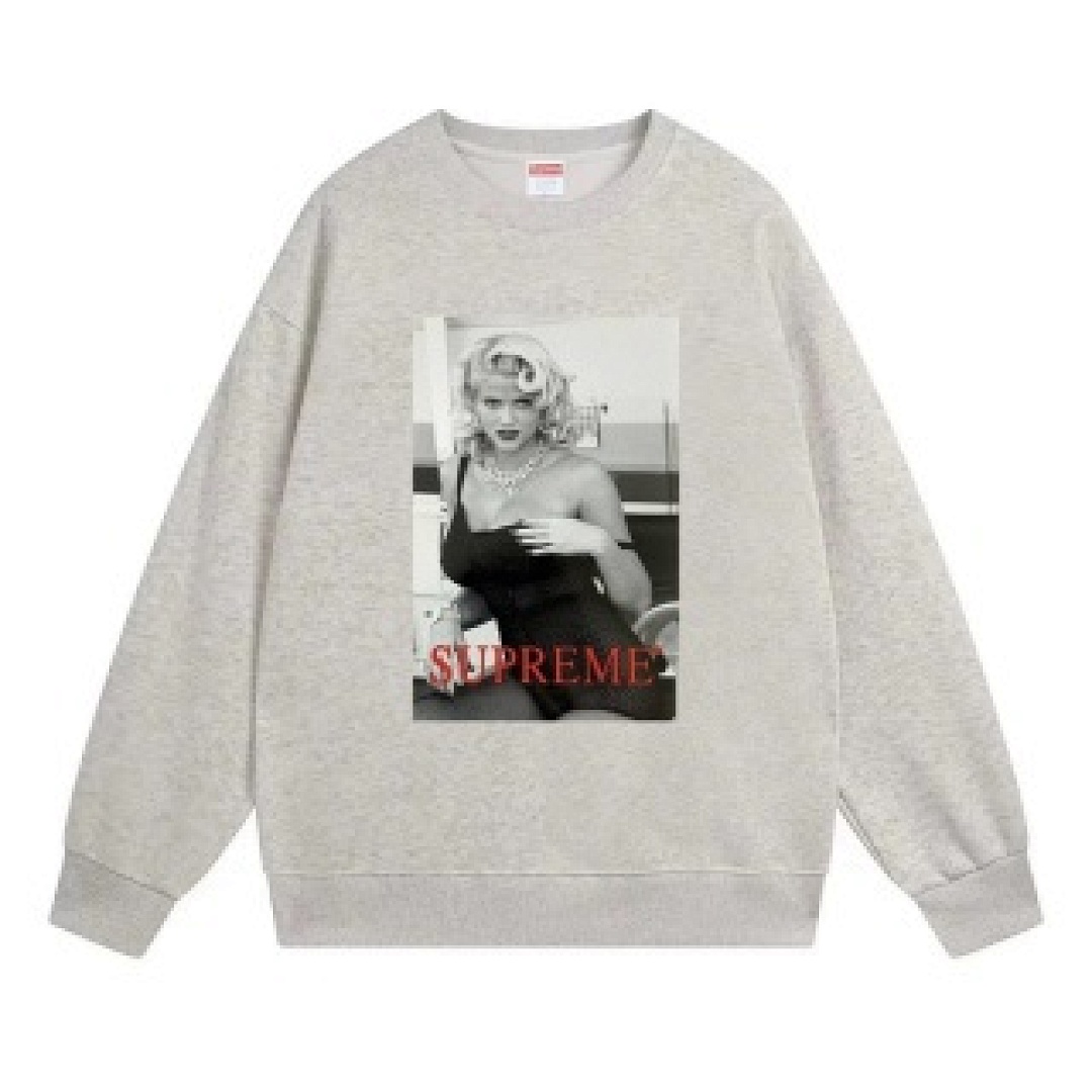 Christian Louboutin Supreme - Image 106