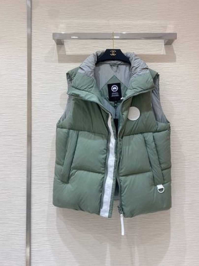 Christian Louboutin Canada Goose - Image 98