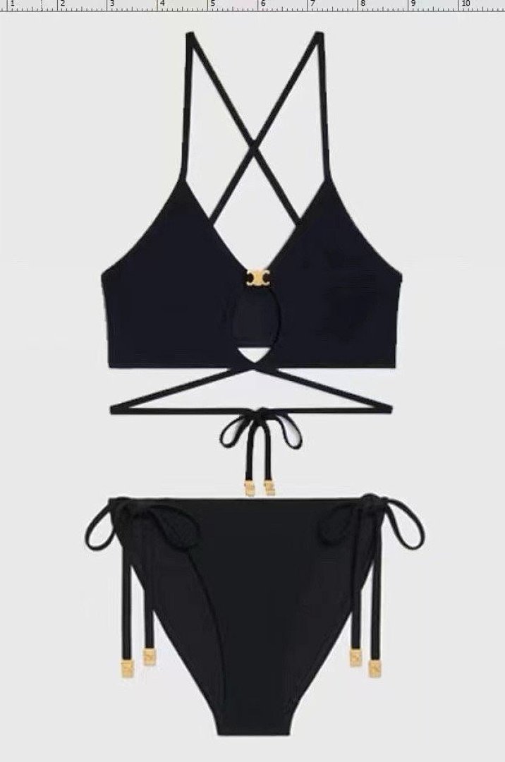 Bikini, photo 1