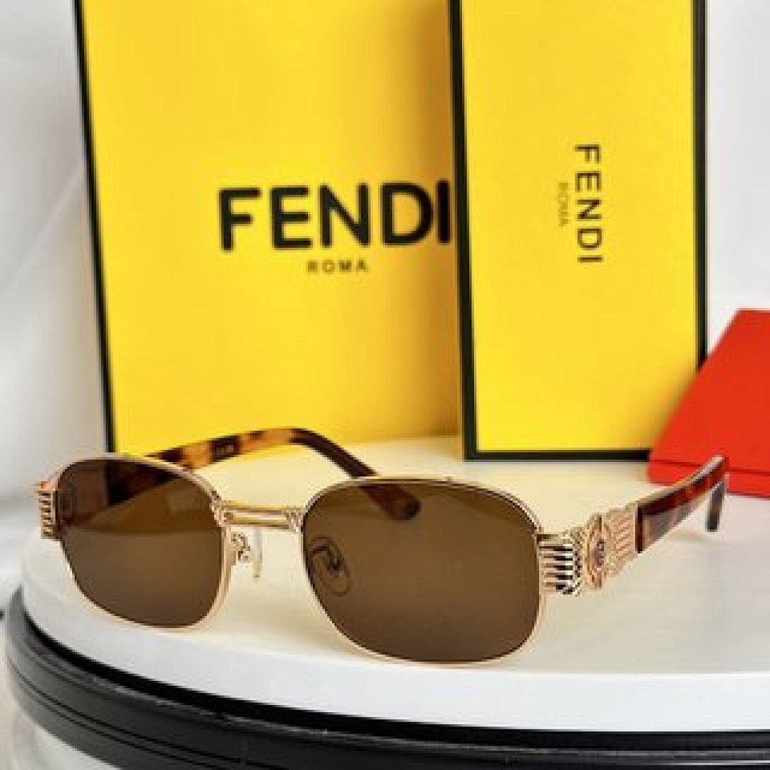 Other Fendi Sunglasses - Image 13