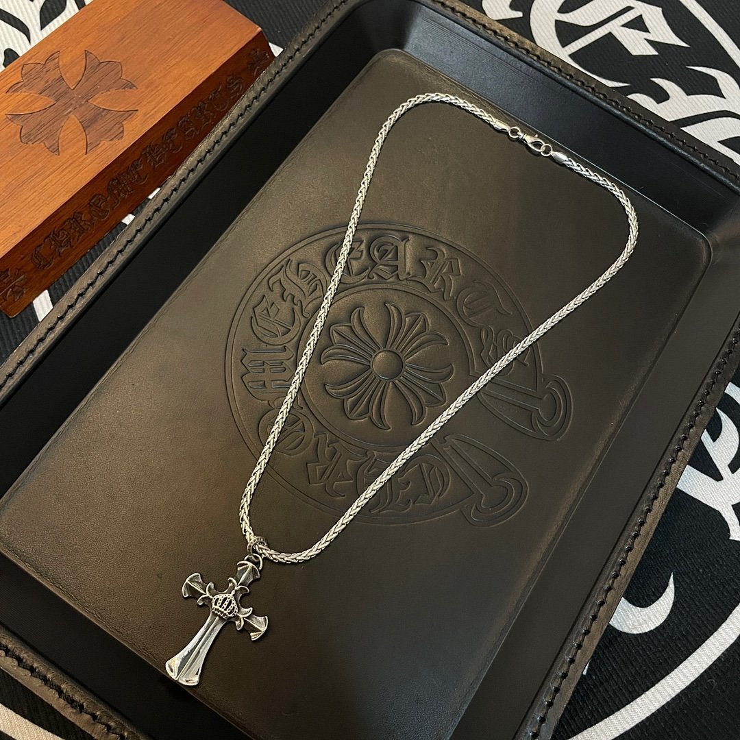 Chanel Chrome Hearts Pendant - Image 80