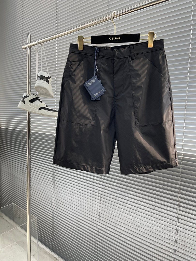 Other Shorts, photo 1