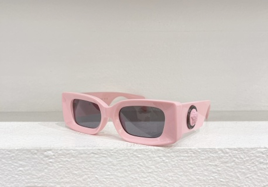 Other VERSACE Sunglasses - Image 69