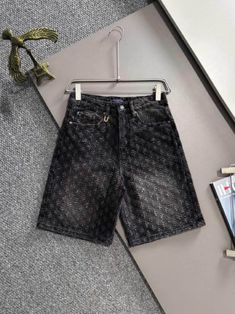 Other Lv Shorts - Image 19