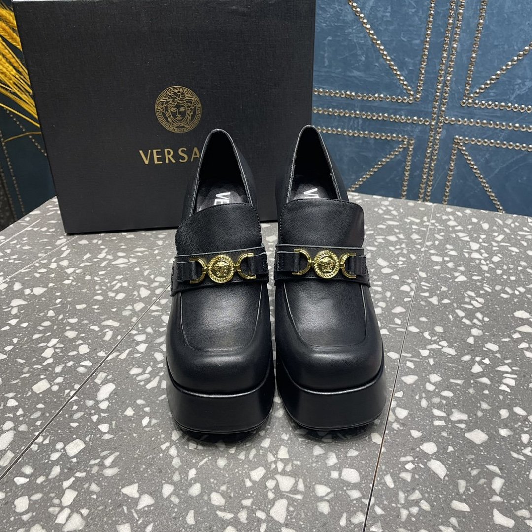 Other Versace Shoes - Image 82