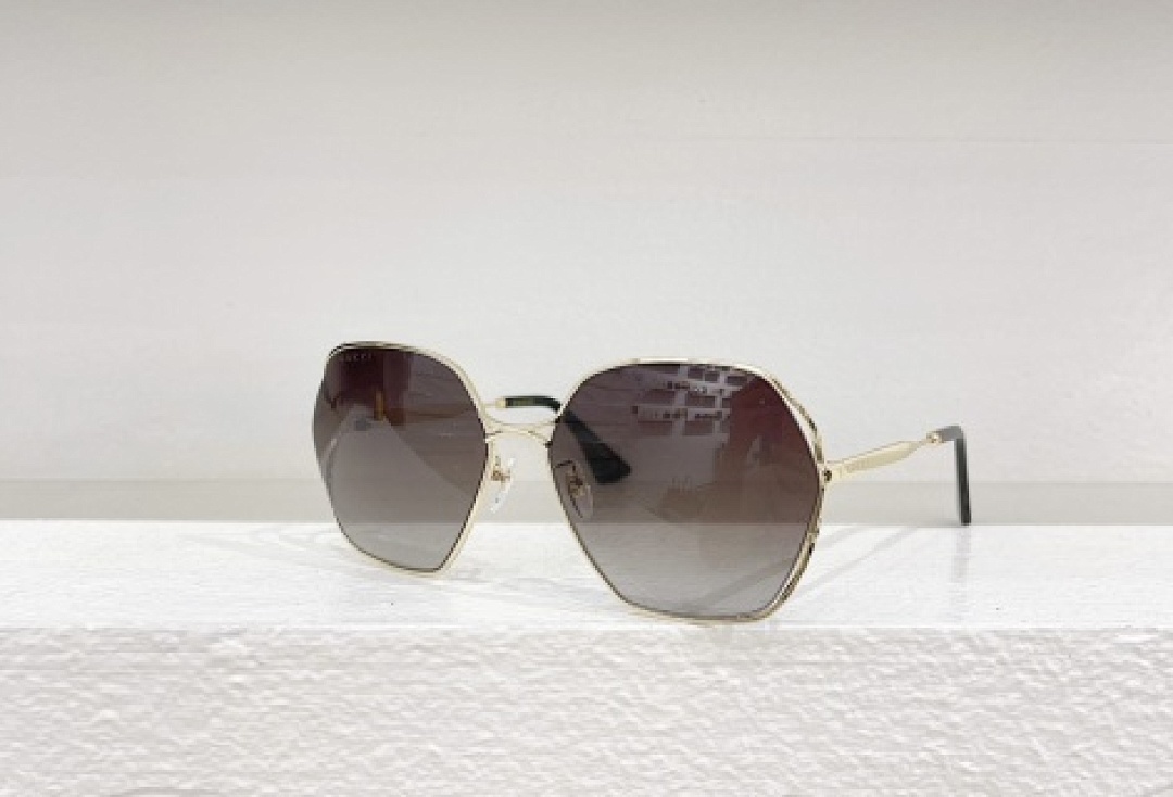 Other GUCCI Sunglasses - Image 66