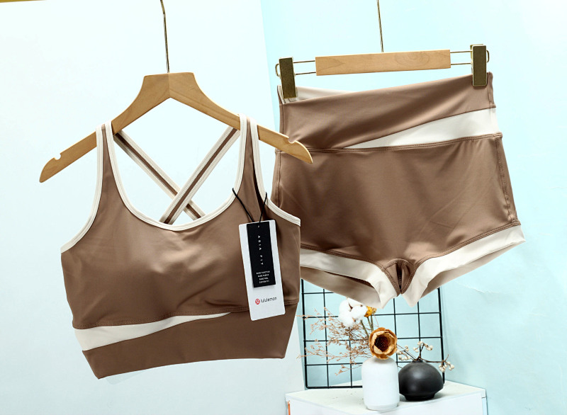 Yoga Wear, photo 1