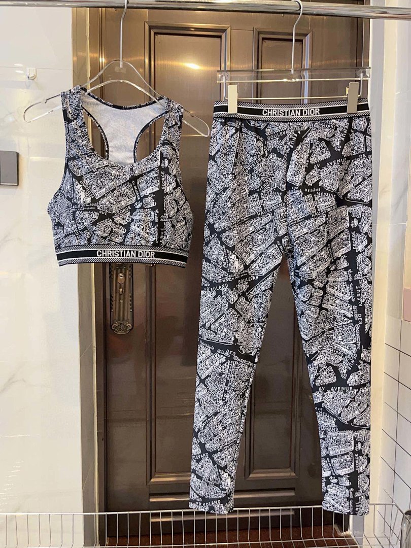 Other Yoga Wear, photo 1