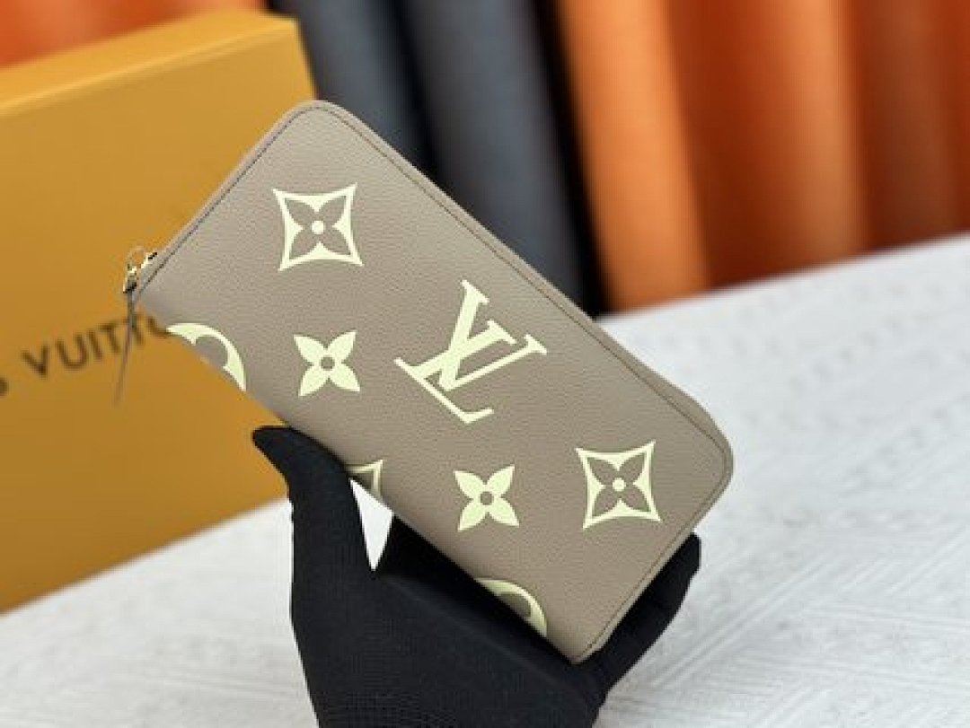Other Purse - Image 101
