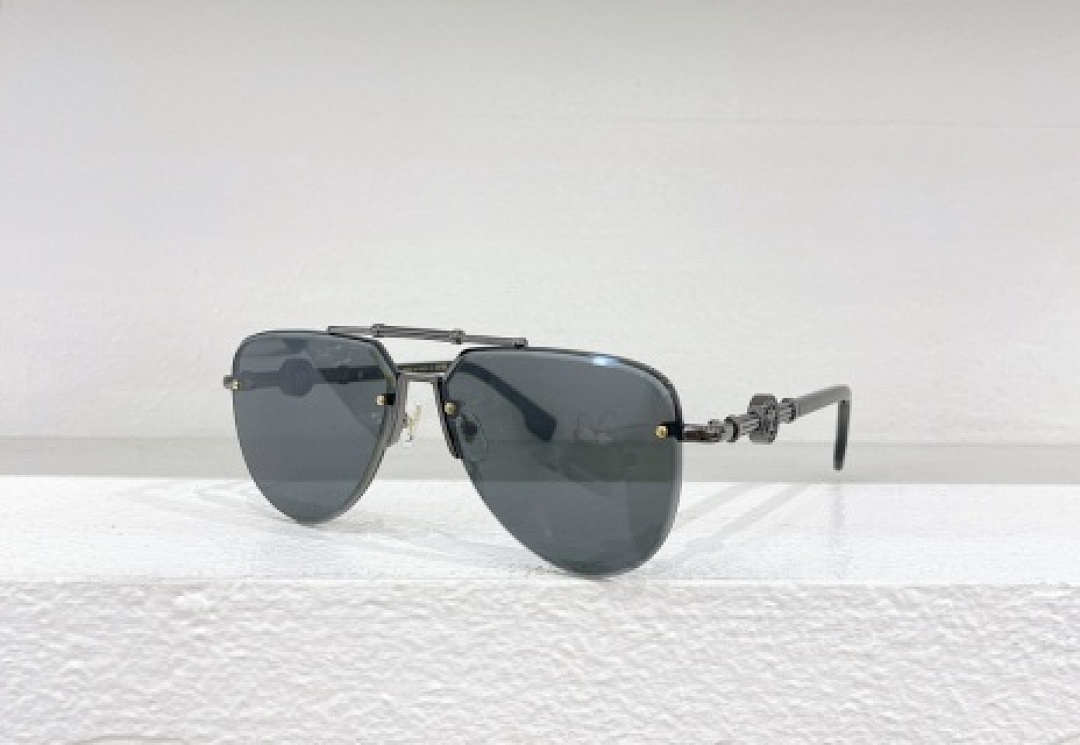 Other VERSACE Sunglasses - Image 64
