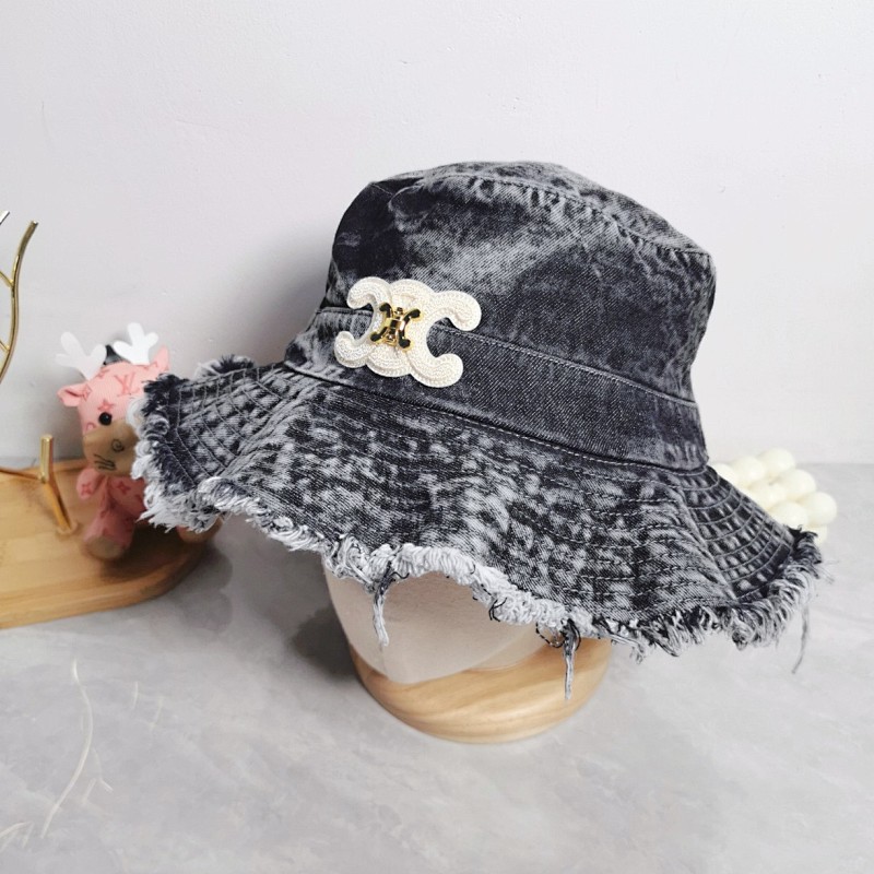 Hat, photo 1