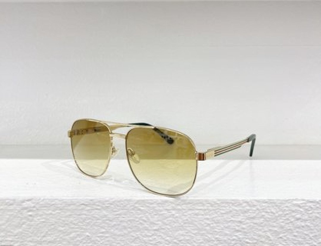 Other GUCCI Sunglasses - Image 36