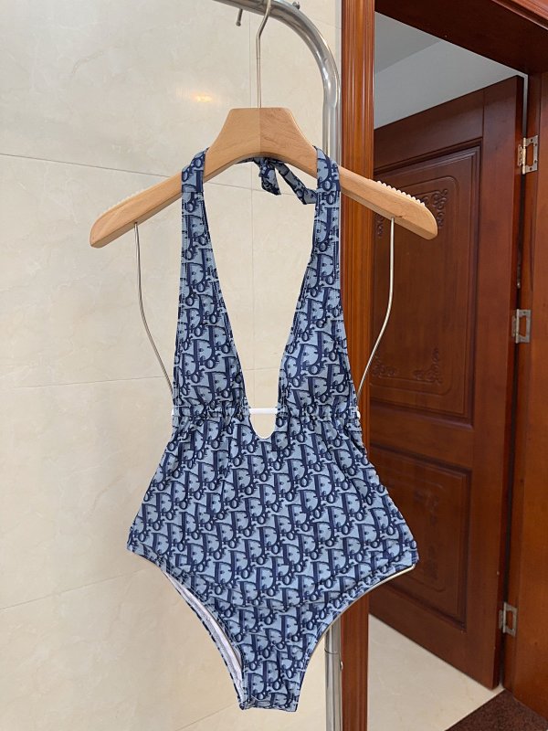 Other Bikini, photo 1