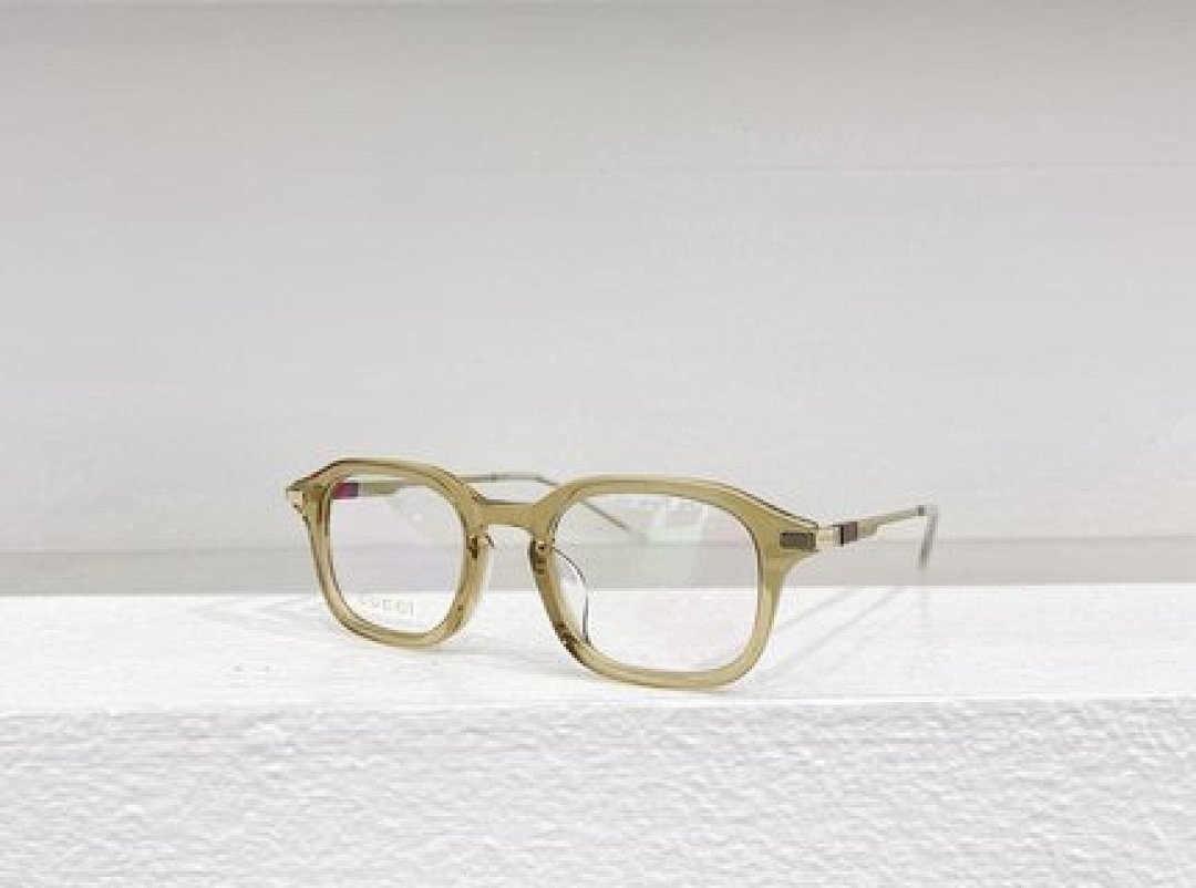 Other GUCCI Sunglasses - Image 8