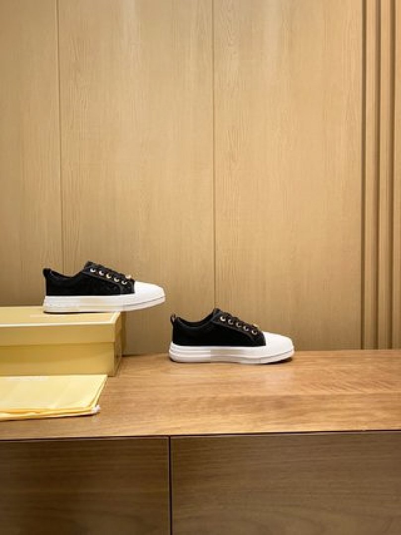 Other MichaelKors - Image 8