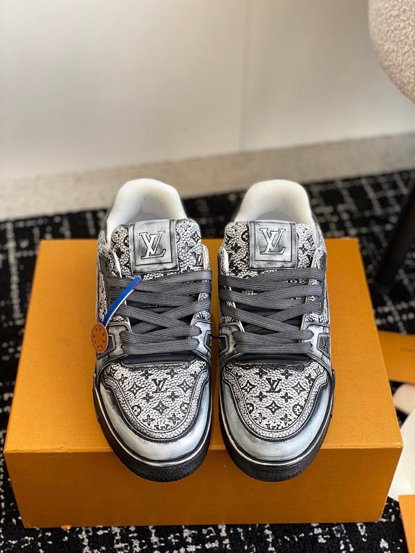 Other Lv Shoes - Image 65