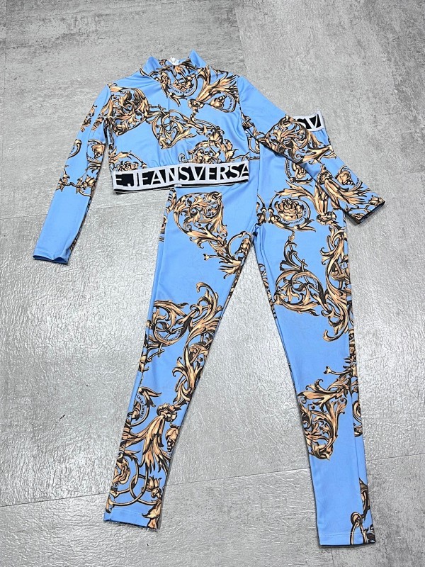 Yoga Wear, photo 1