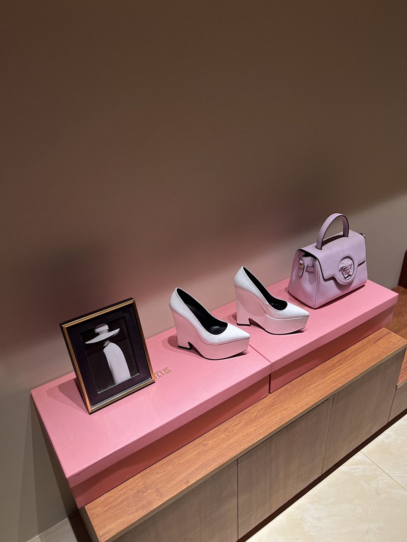 Other Versace Shoes - Image 113