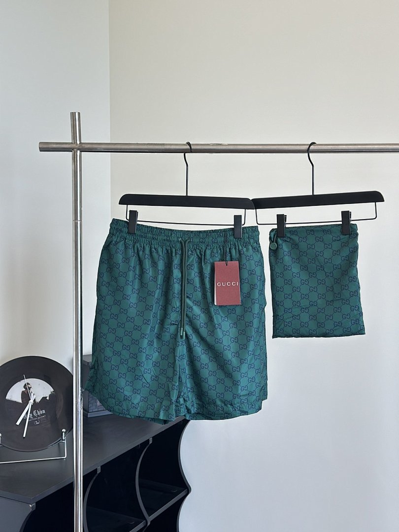 Other Gucci Shorts - Image 28