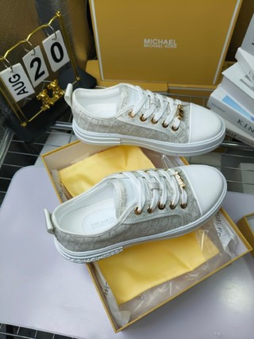 Other MichaelKors - Image 21