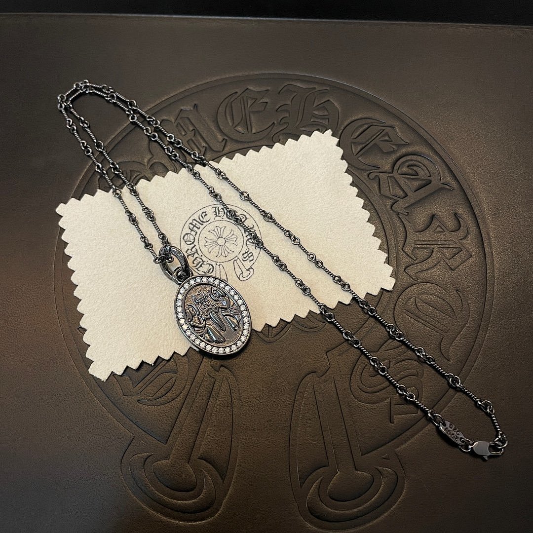 Chanel Chrome Hearts Pendant - Image 74
