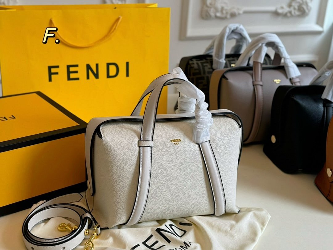 Other Fendi - Image 42