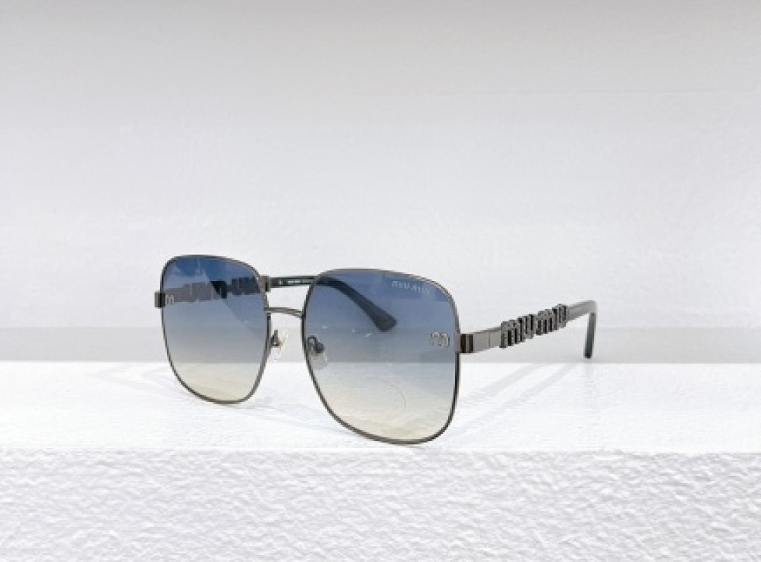 Other Miumiu Sunglasses - Image 54
