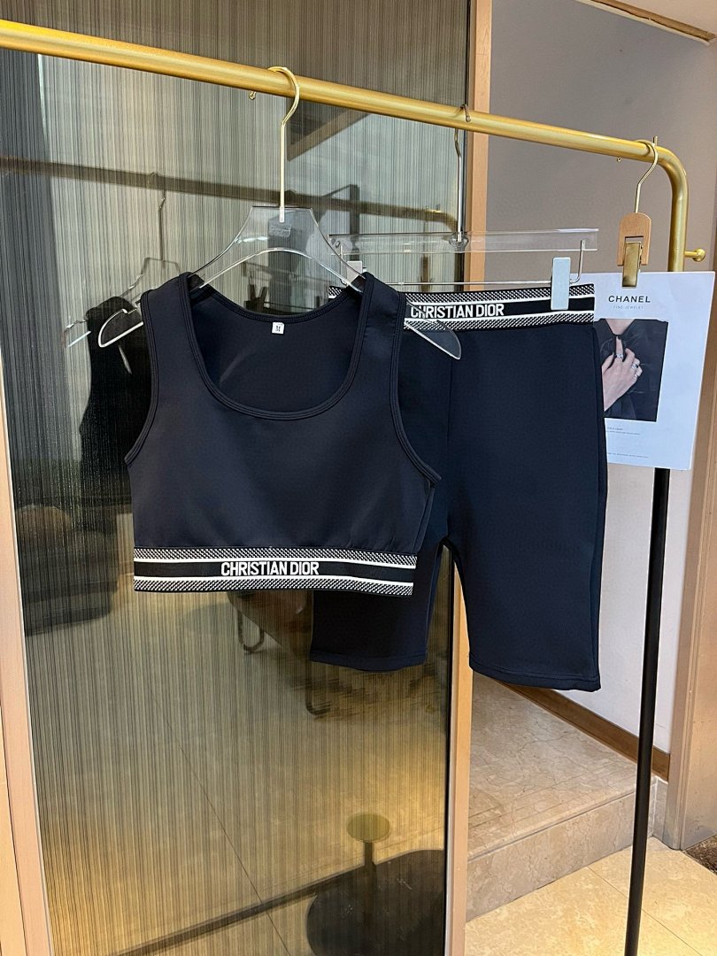 Other Yoga Wear, photo 1