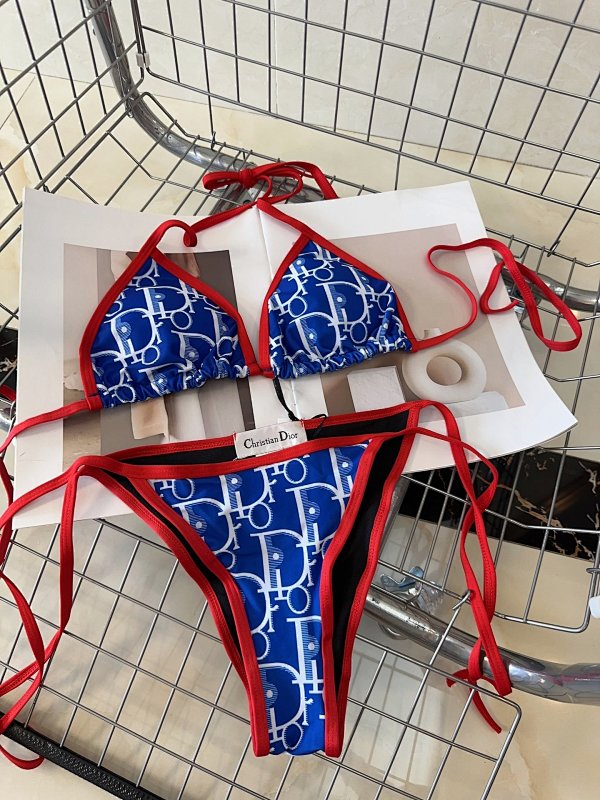 Bikini, photo 1